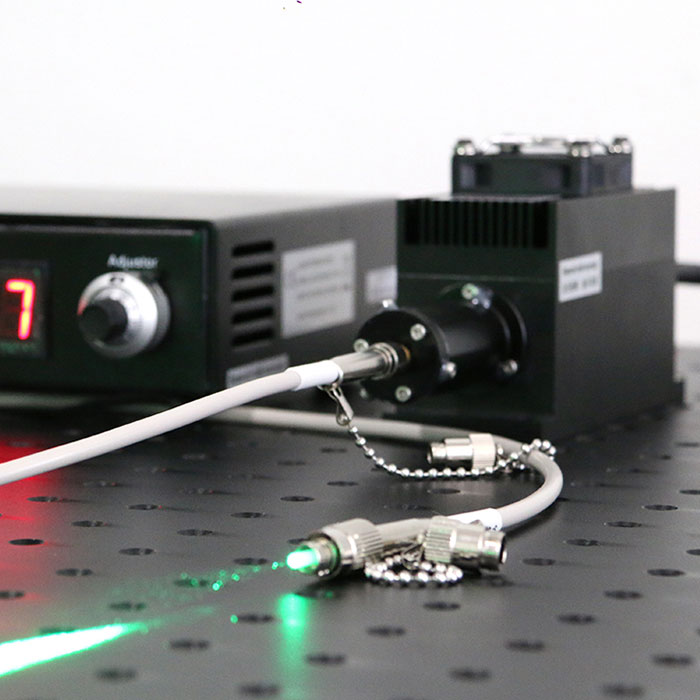 520nm 800mW Fiber Coupled Laser Green Diode Laser Source